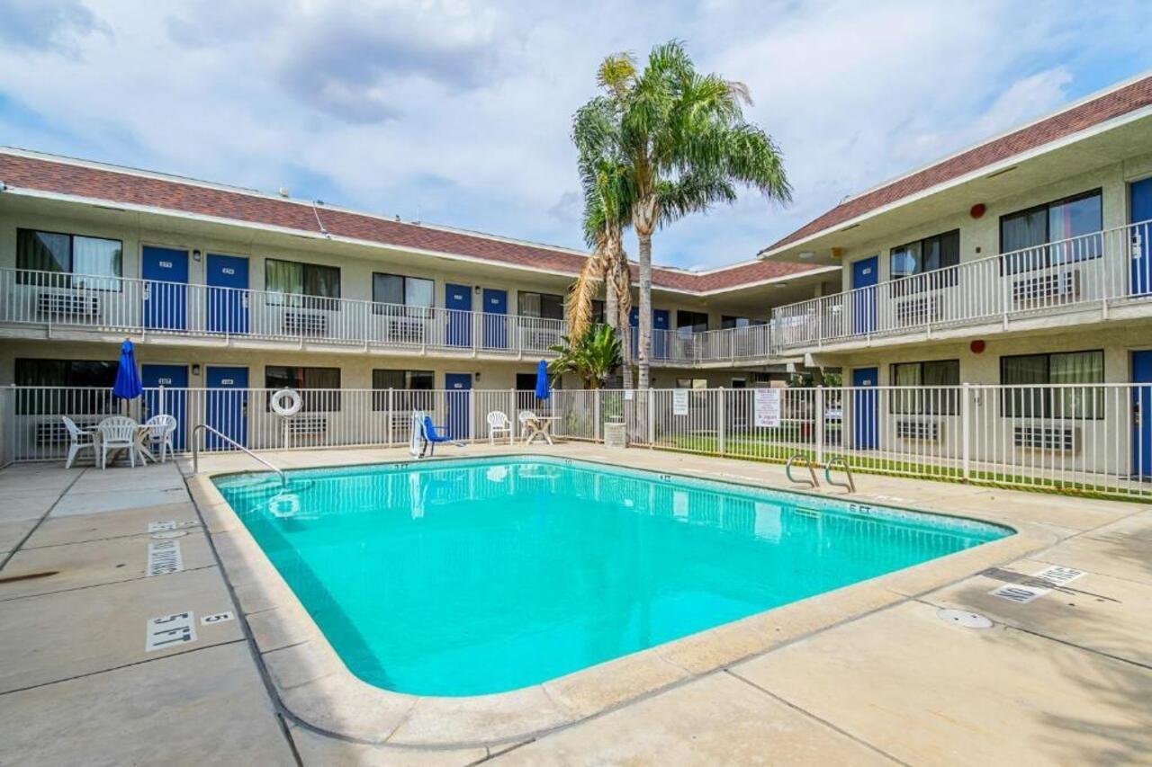 Motel 6-Bakersfield, Ca - Airport المظهر الخارجي الصورة