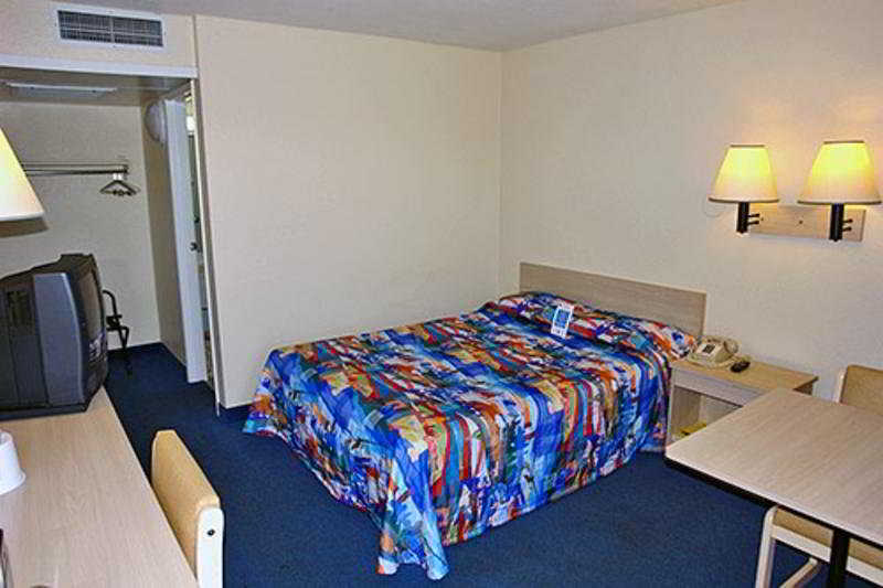Motel 6-Bakersfield, Ca - Airport المظهر الخارجي الصورة