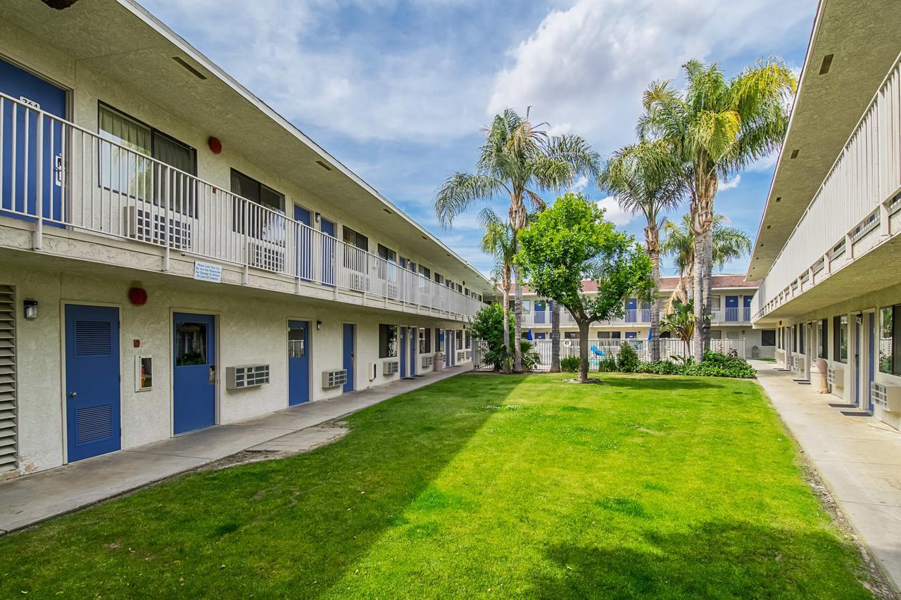 Motel 6-Bakersfield, Ca - Airport المظهر الخارجي الصورة