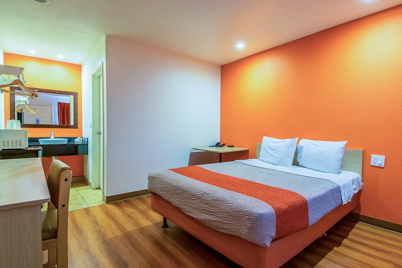 Motel 6-Bakersfield, Ca - Airport المظهر الخارجي الصورة