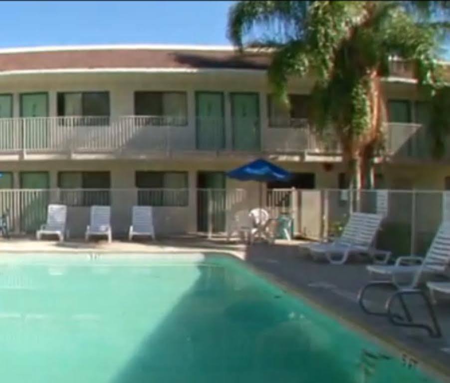 Motel 6-Bakersfield, Ca - Airport المظهر الخارجي الصورة