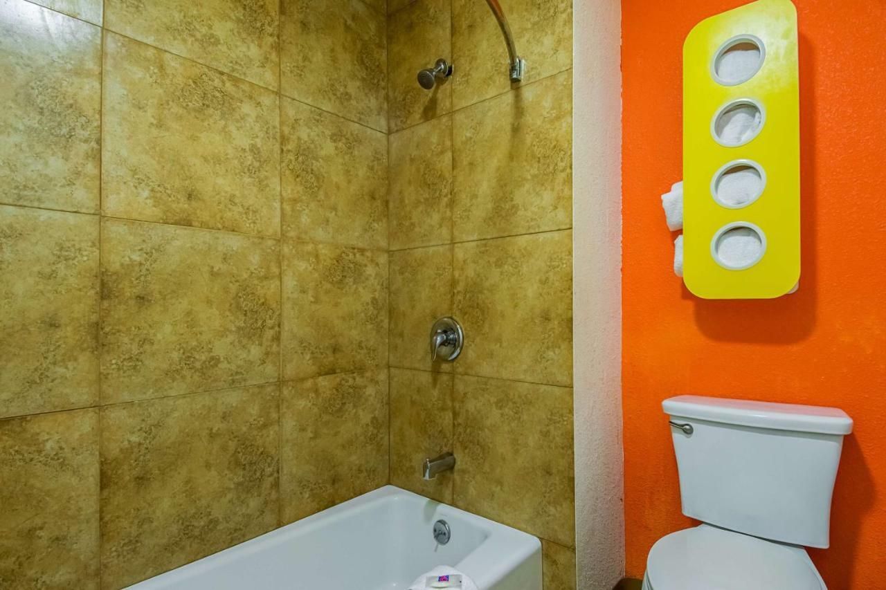 Motel 6-Bakersfield, Ca - Airport المظهر الخارجي الصورة