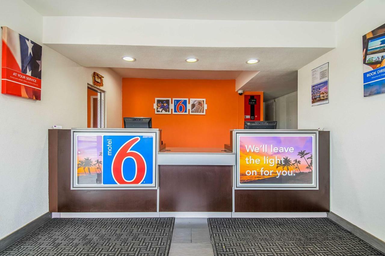 Motel 6-Bakersfield, Ca - Airport المظهر الخارجي الصورة