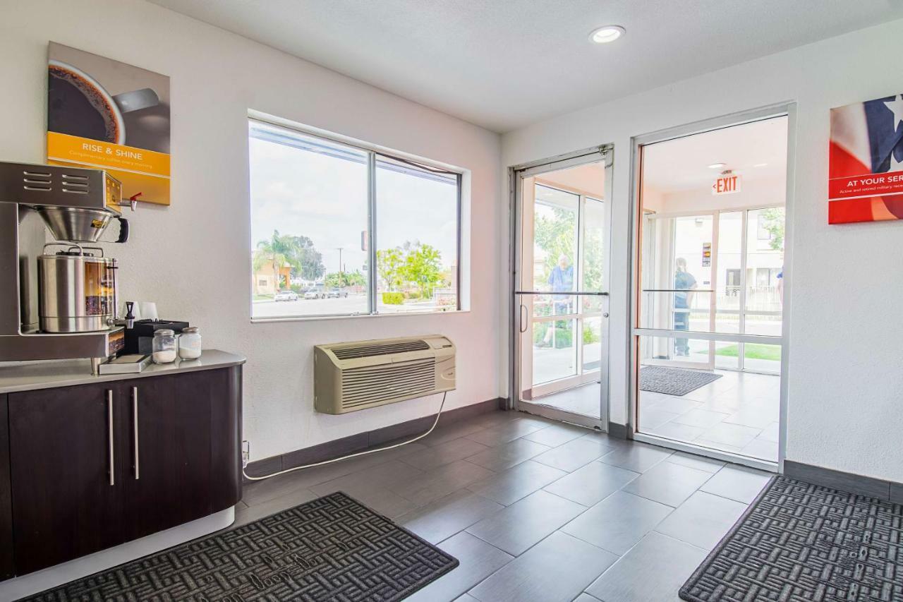 Motel 6-Bakersfield, Ca - Airport المظهر الخارجي الصورة